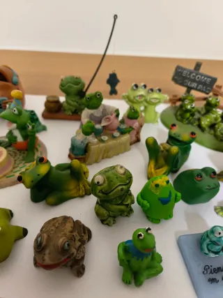 Lote de ranas decorativas