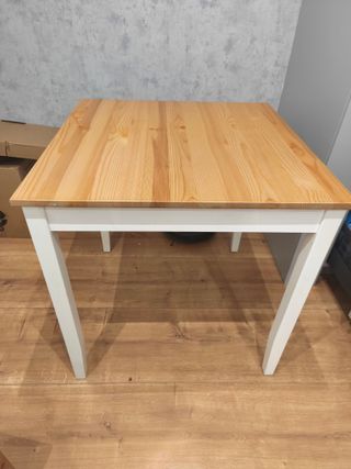 Mesa de madera 75x75
