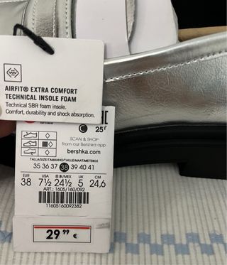 Zapatos mocasines plateados Bershka Talla 38
