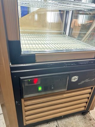 Nevera expositora tartas