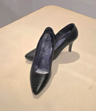 Zapatos de tacón negros