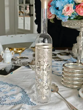 Bottiglia vintage vetro ed argento decorata
