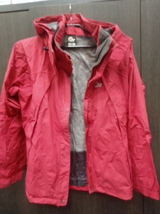 CAZADORA LOWE ALPINE