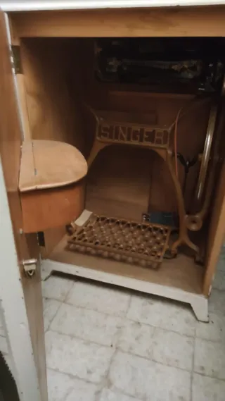 Máquina de coser Singer antigua