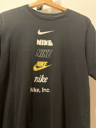 Camiseta Nike Negra