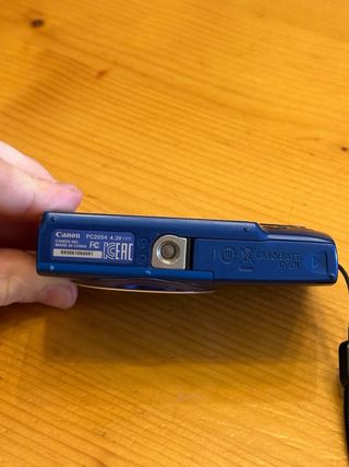 Digicam Canon IXUS 155 · 20 MP · Zoom óptico 10x