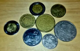8 Monedas Mexicanas Variadas