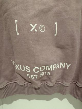 Sudadera Yuxus rosa muy palo . Over .