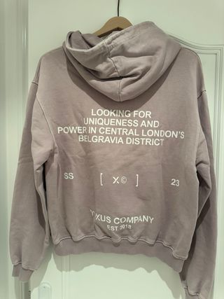 Sudadera Yuxus rosa muy palo . Over .