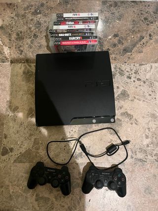 Consola PS3 + 2 Mandos + 7 Juegos