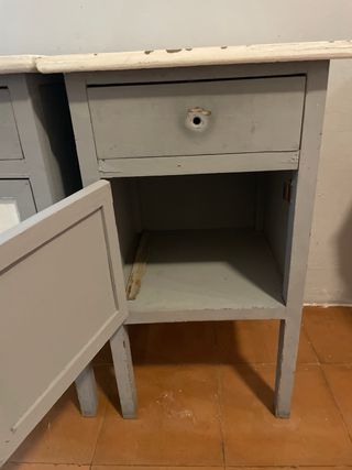 Mesitas de noche para restaurar