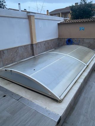 Cubierta Piscina Aluminio y Plástico