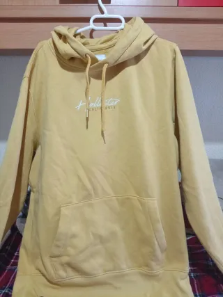 Sudadera Hollister amarilla básica