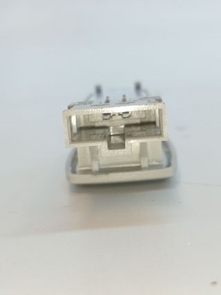 LUZ INTERIOR AIWAYS U5 (3)