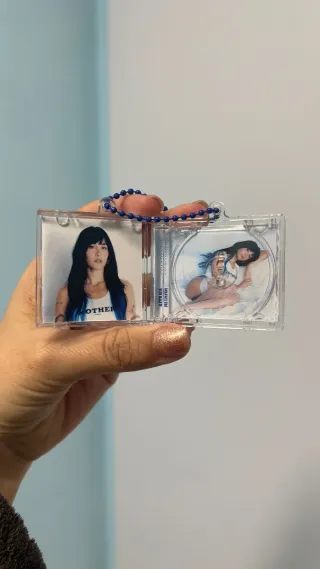 Mini CD NFC Aitana Cuarto Azul