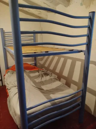 Literas metálicas y de madera