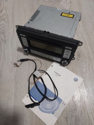 RCD 300 radio original VW + Cable AUX + Manual
