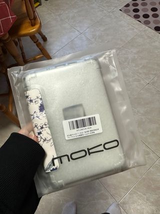 Funda Kindle Floral Azul y Blanco