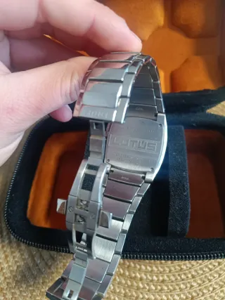 Reloj Lotus Cronógrafo Rojo