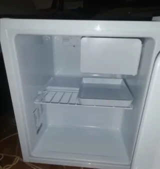 Nevera Hisense RR55D4AW1 Blanca