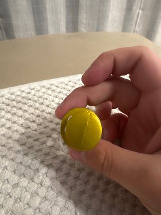 Superthings Figura Dorada