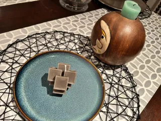 Vela artesanal cúbica