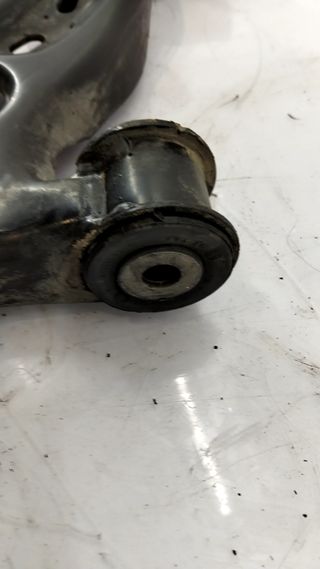 SOPORTE BRAZO SUSPENSION DELANTERO DERECHO SEAT LEON (1P1)