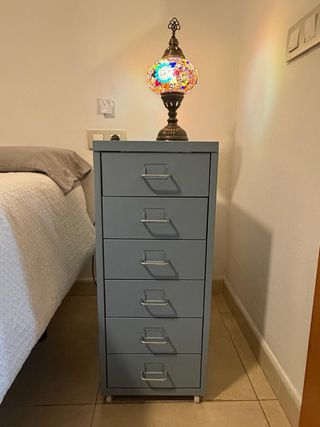 Mesita archivador color celeste petróleo