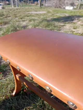 Taburetes Vintage Piel y Madera