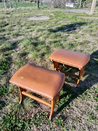 Taburetes Vintage Piel y Madera
