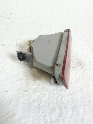 FARO ANTINIEBLA TRASERO IZQUIERDO CHEVROLET EPICA (KL1_)