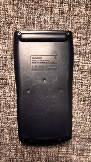 Calculadora Científica Casio fx-82MS