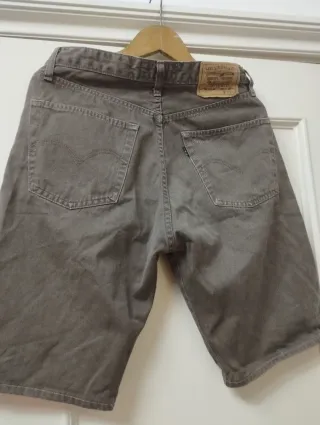 Bermudas Levis Hombre Marrones. W32 L34