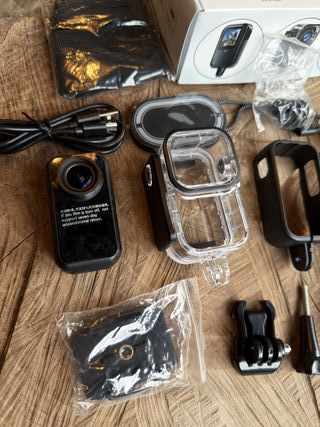 Câmera de Ação Compacta Thumb Action Cam Dual