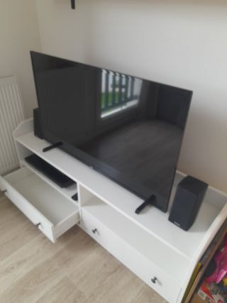 Mueble TV Ikea Blanco y Negro