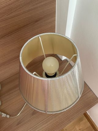 Pantallas de lámpara plateadas