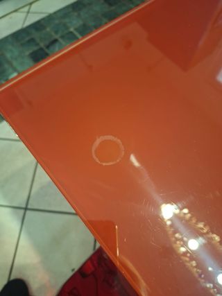 Tavolo Vetro Rosso con 4 Sedie Rosse