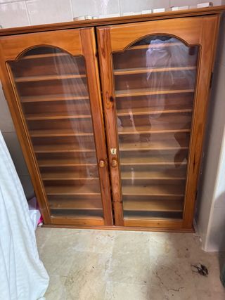 Vitrina madera cristal coleccionista