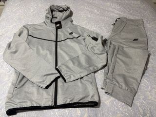 Chándal Nike Tech Fleece Gris y Negro