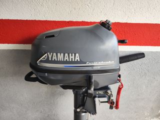 Motor fueraborda Yamaha F4 4 tiempos