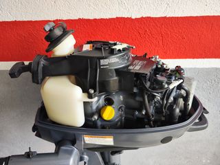 Motor fueraborda Yamaha F4 4 tiempos