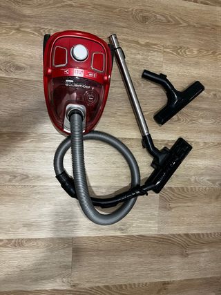 Aspirador Rowenta Compacted Ergo Rojo