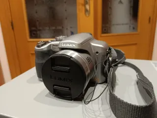 Cámara Panasonic Lumix DMC-FZ18
