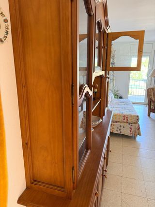 Mueble comedor madera y cristal