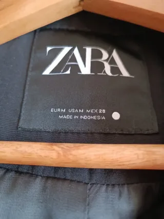 Gabardina Zara Negra
