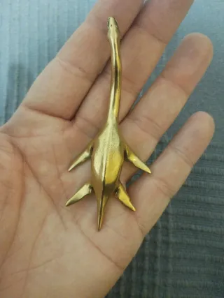 Precioso Plesiosaurio de latón macizo DETALLES