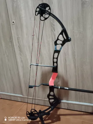 Arco compuesto KINETIC STATIC