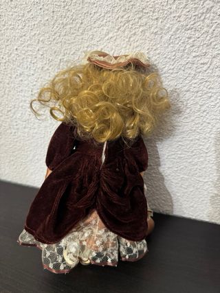 Muñeca de porcelana antigua de 30 centimetros