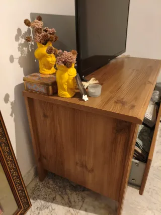 Mueble TV madera marrón