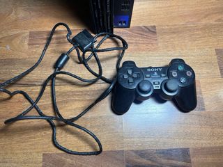 PlayStation 2 FAT con 2 controller, cavi e gioco